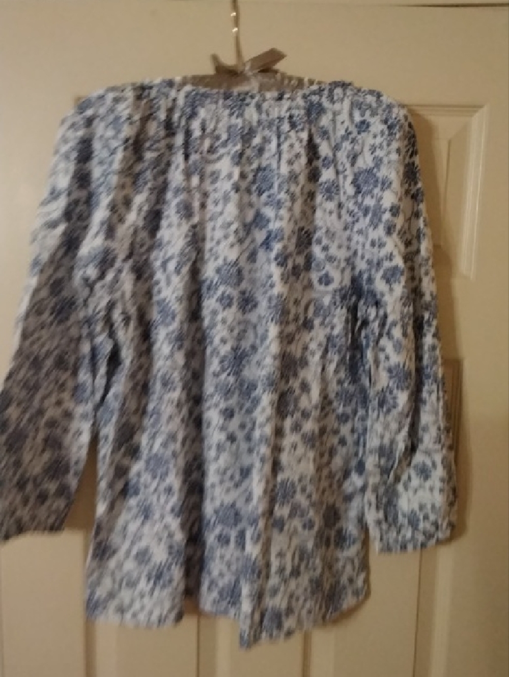 LOFT White Peasant Top with Blue Floral Print - Picture 4 of 7